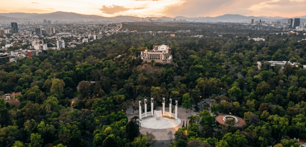 The lush greenery of Chapultepec Forest, known as “the lungs of the city,” offering peaceful escapes, scenic paths, and top things to do in Mexico City. Captured on Sony A7R V, 16mm, f8.