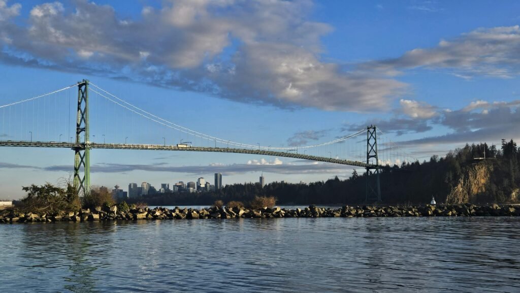Lions Gate Bridge, vancouver